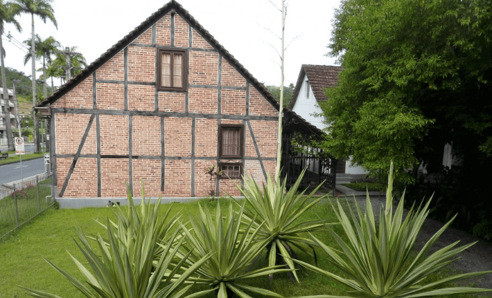 Museu da Família Colonial em Blumenau: Jardim