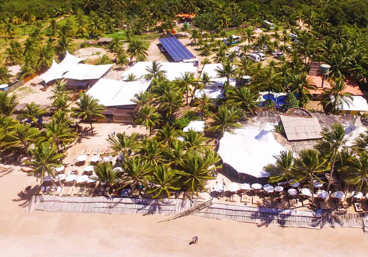 Vista aérea do Hibiscus Beach Club em Maceió