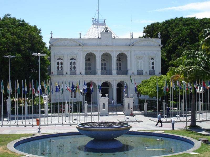 Entrada do Museu Palácio Floriano Peixoto em Maceió