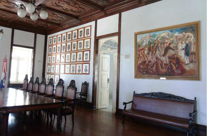 Sala de reunião do Museu Palácio Floriano Peixoto em Maceió