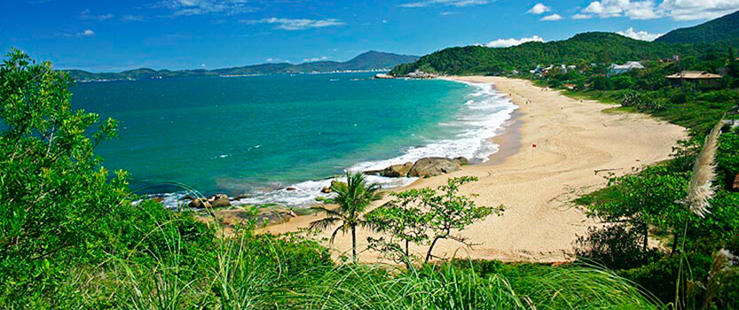 Praia do Estaleirinho em Balneário Camboriú