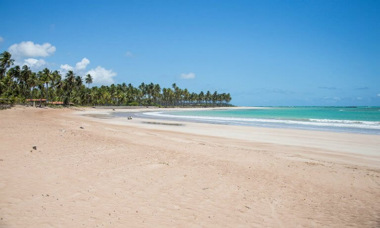 Praia de São Miguel dos Milagres em Maceió - 2024 | Dicas incríveis!
