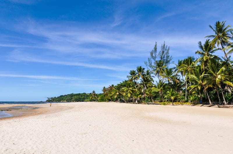 Praia na Ilha de Boipeba em Salvador